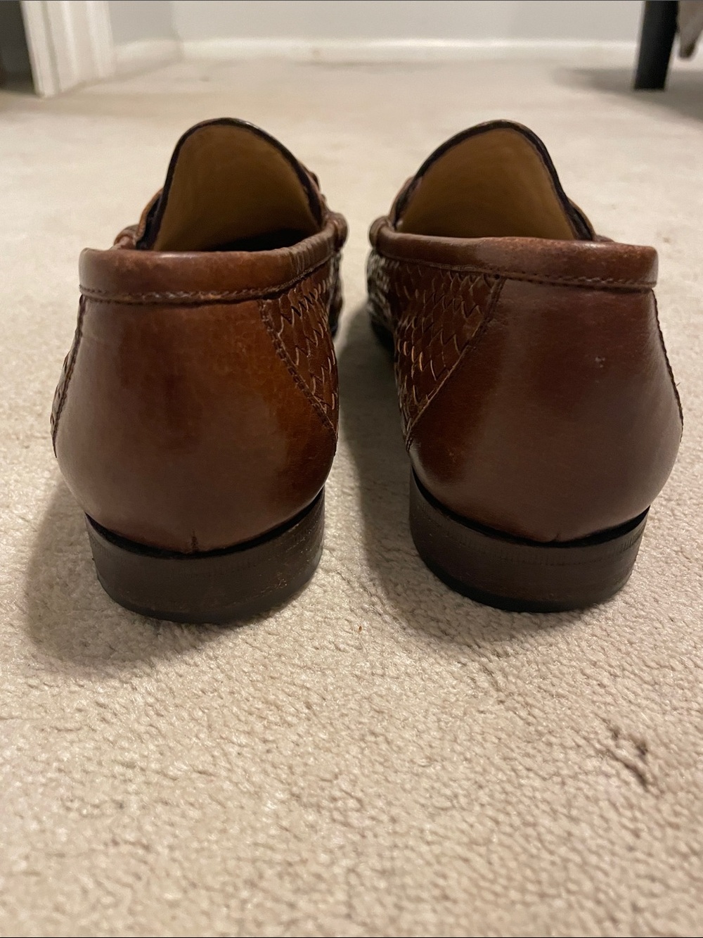 EUC Vintage Gucci brown woven leather loafers - Picture 9 of 10
